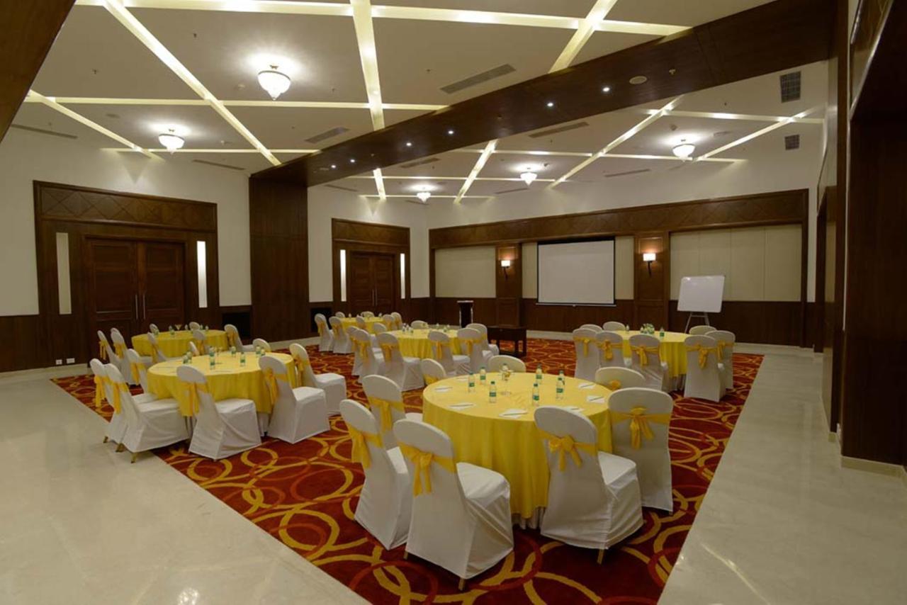 Lemon Tree Hotel Coimbatore Exterior foto