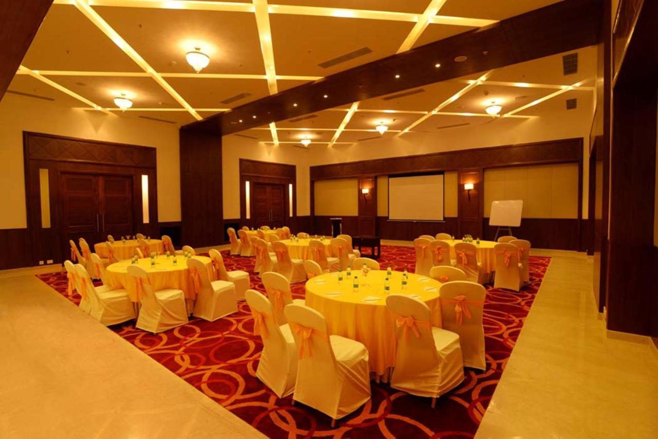 Lemon Tree Hotel Coimbatore Exterior foto